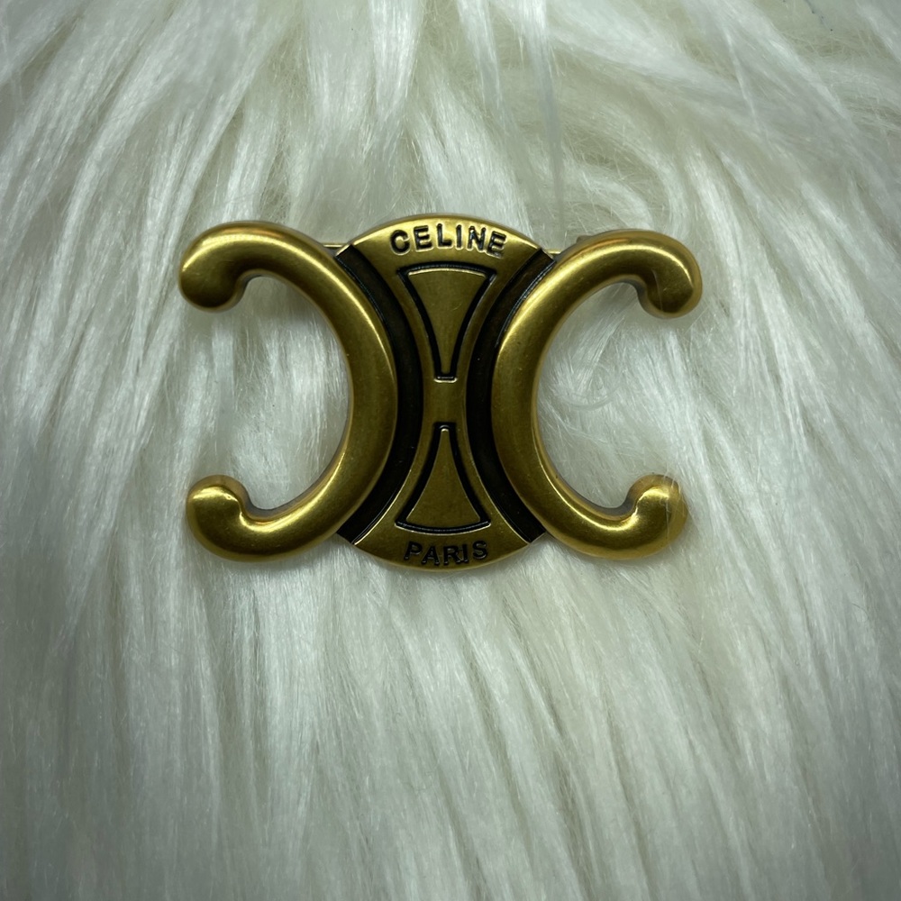 Nice gold brooch